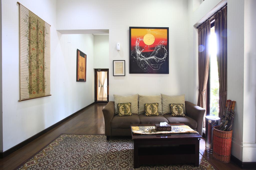 Reddoorz @ Menteng Jakarta Eksteriør billede