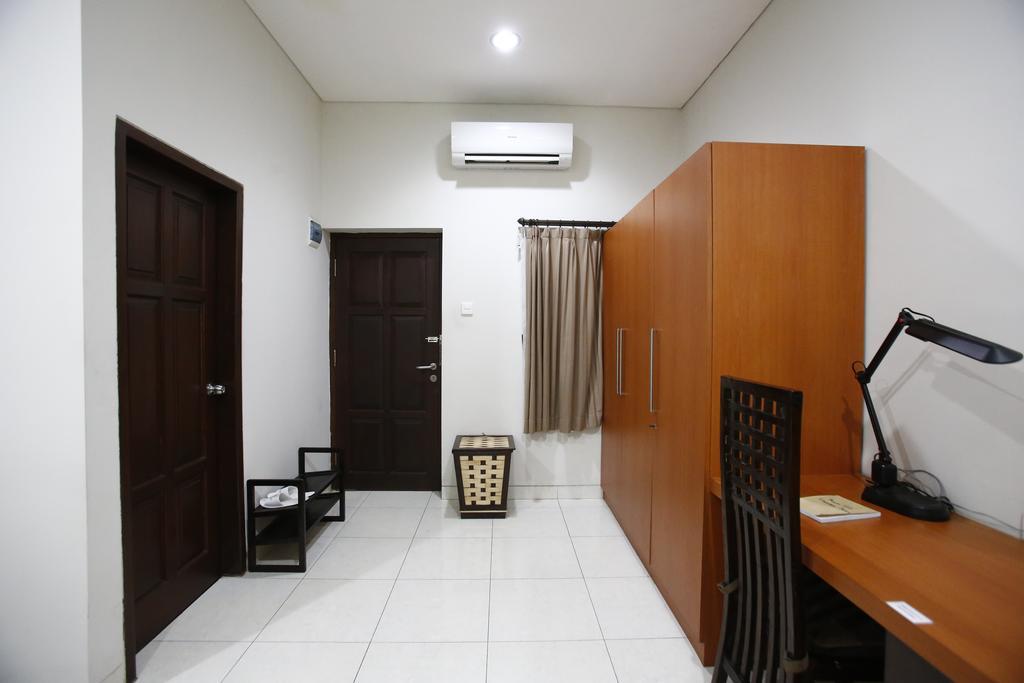 Reddoorz @ Menteng Jakarta Eksteriør billede